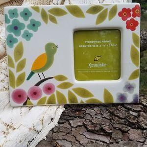 Xenia Taler stoneware frame